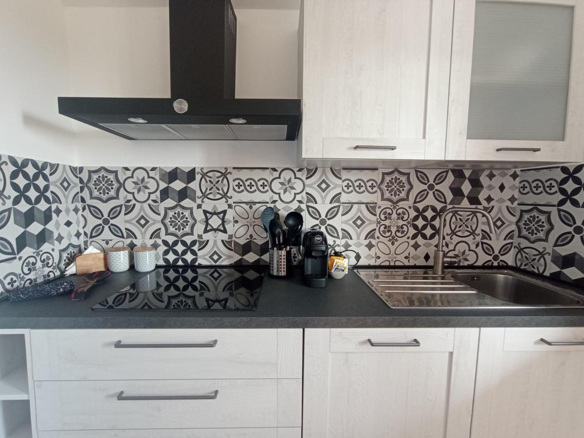 Casa Alba Apartment Sant'Antioco Luaran gambar